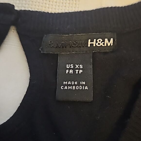 H&M Women's Long Sleeves Sweater Black XS - Picture 6 of 16